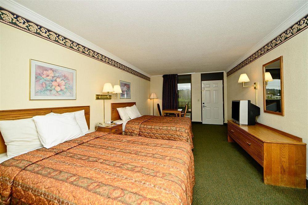 Americas Best Value Inn - Сомерсет Екстер'єр фото